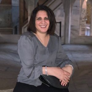 Meet your Posher, Sandra